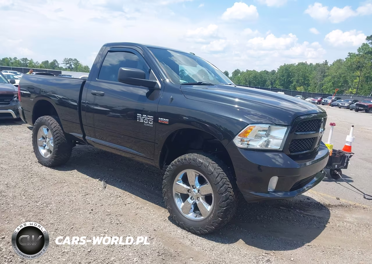 2019 Ram 1500 Classic Express 4X2 6'4 Box – zdjęcie 1 z 16