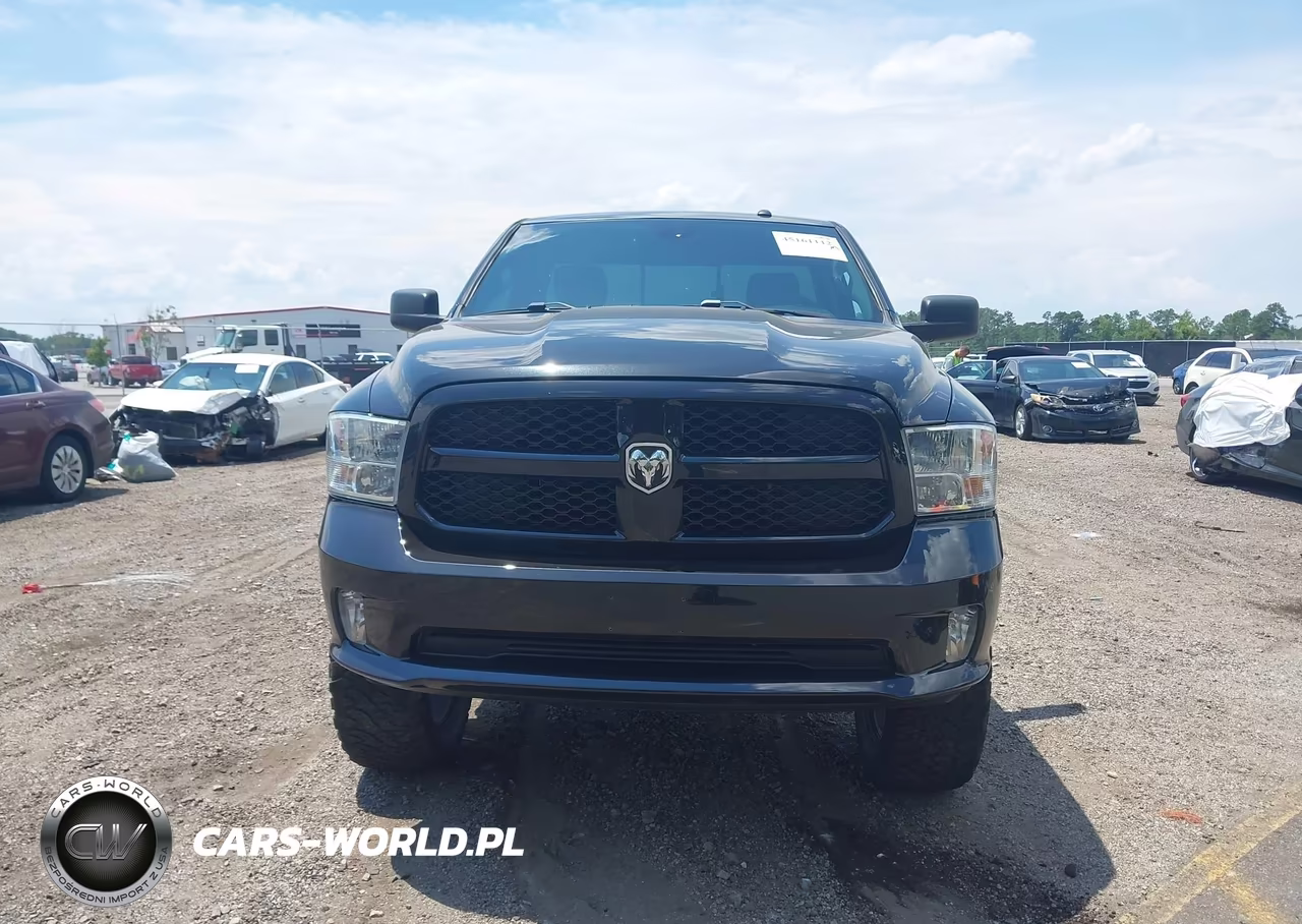 2019 Ram 1500 Classic Express 4X2 6'4 Box VIN:3C6JR6ATXKG500646 - 12