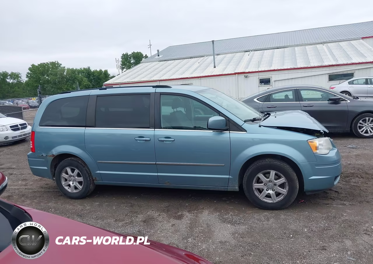 2009 Chrysler Town & Country Touring VIN:2A8HR54119R665557 - 14