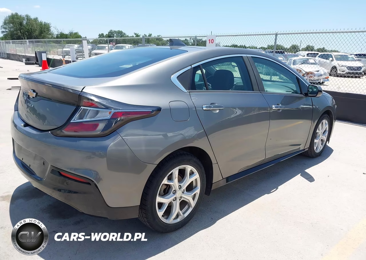 2016 Chevrolet Volt Premier VIN:1G1RB6S55GU135094 - 4