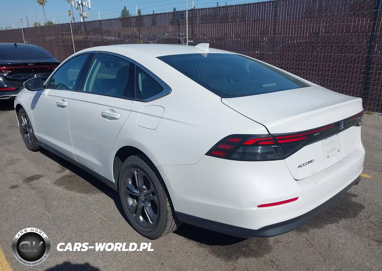 2023 Honda Accord Ex VIN:1HGCY1F3XPA004088 - 3