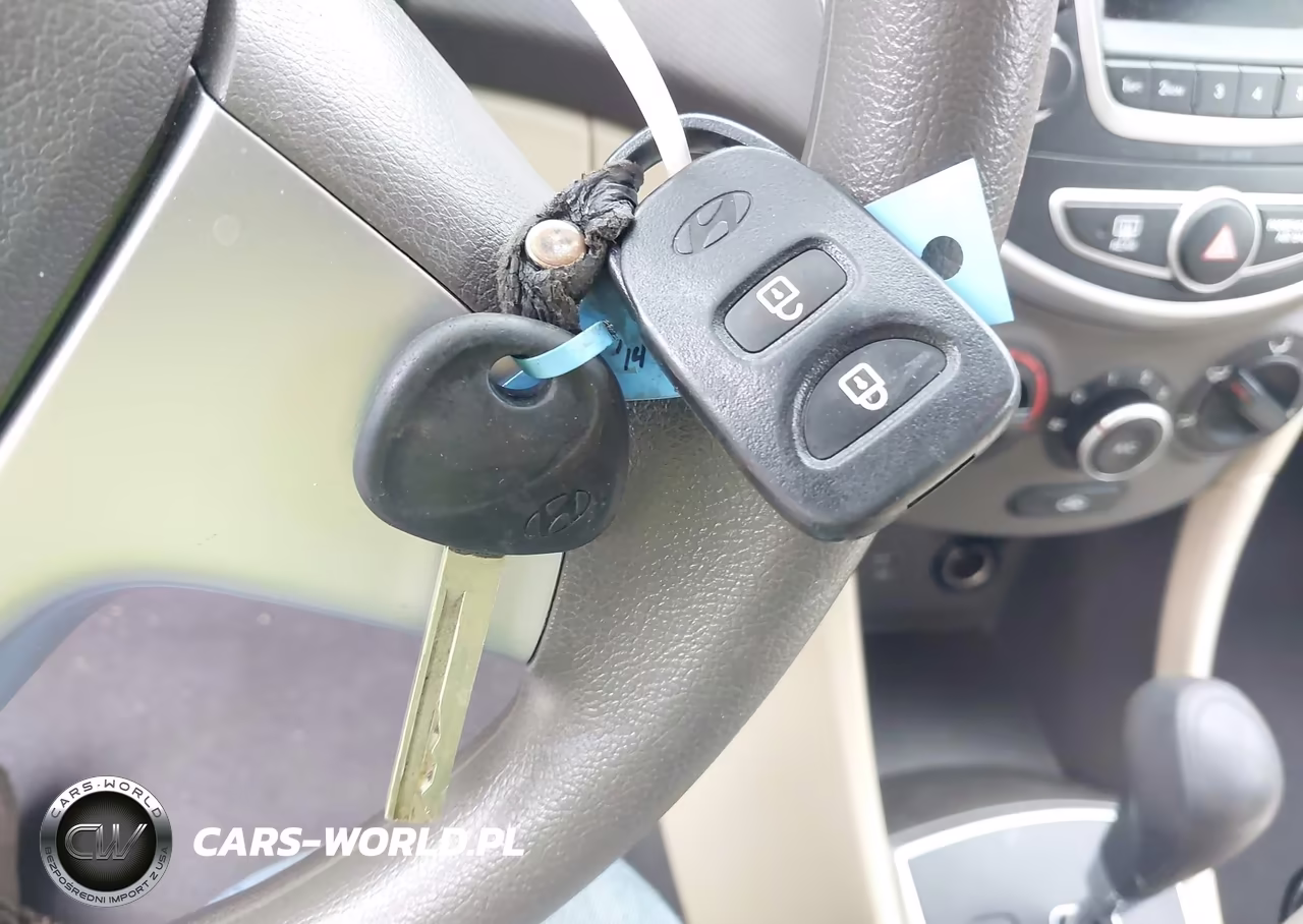 2014 Hyundai Accent Gls VIN:KMHCT4AE4EU733704 - 11