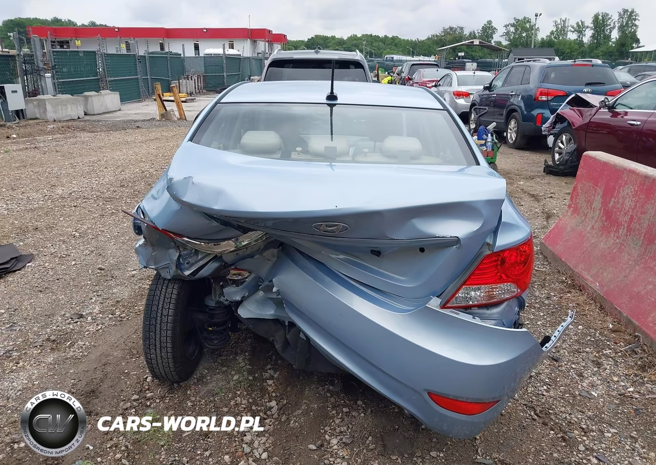 2014 Hyundai Accent Gls VIN:KMHCT4AE4EU733704 - 16