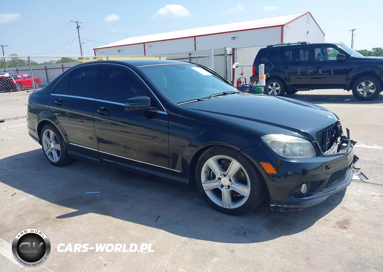 2010 Mercedes-Benz C 300 Luxury 4Matic-Sport 4Matic – zdjęcie 1 z 16