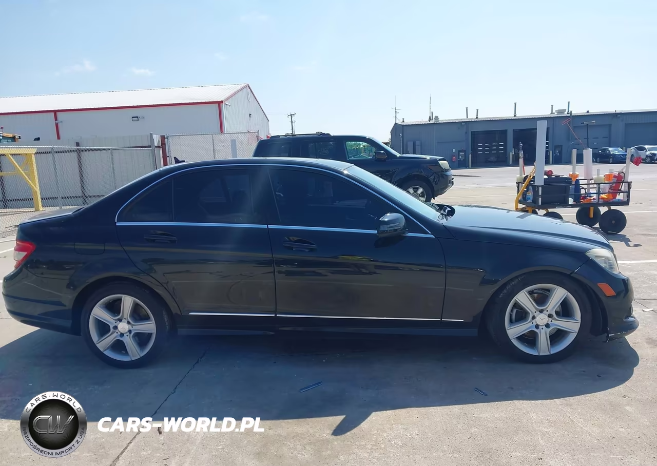 2010 Mercedes-Benz C 300 Luxury 4Matic-Sport 4Matic VIN:WDDGF8BB7AR104529 - 13