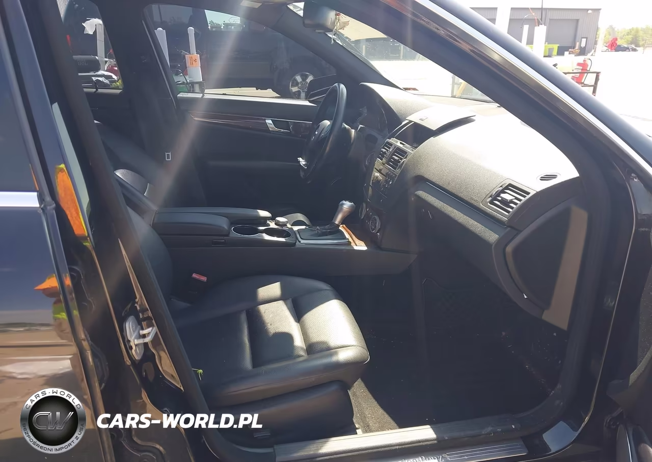 2010 Mercedes-Benz C 300 Luxury 4Matic-Sport 4Matic VIN:WDDGF8BB7AR104529 - 5