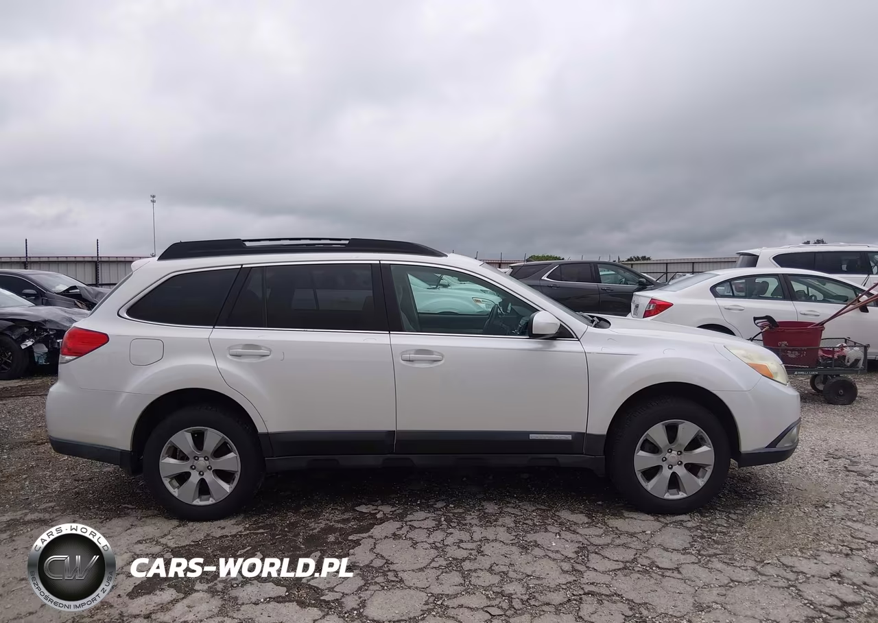 2011 Subaru Outback 2.5I Premium VIN:4S4BRCGC3B3340675 - 13