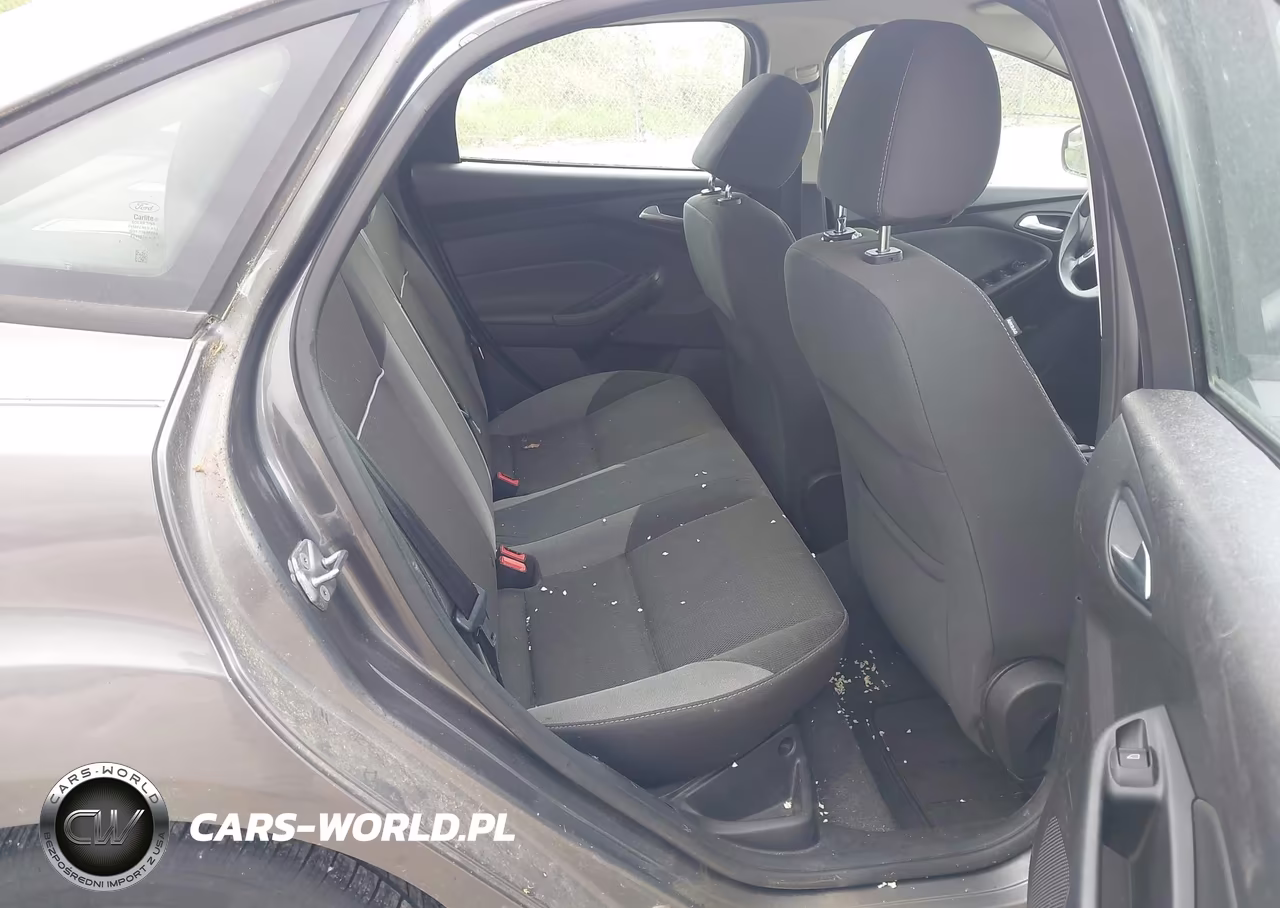 2012 Ford Focus Se VIN:1FAHP3F2XCL448568 - 8
