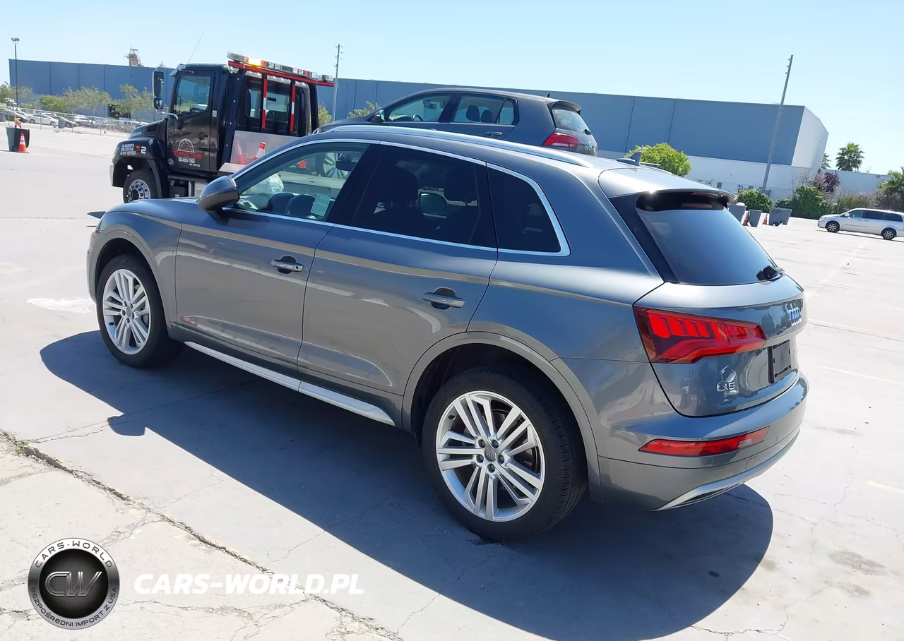 2018 Audi Q5 2.0T Premium-2.0T Tech Premium VIN:WA1BNAFY4J2016523 - 3