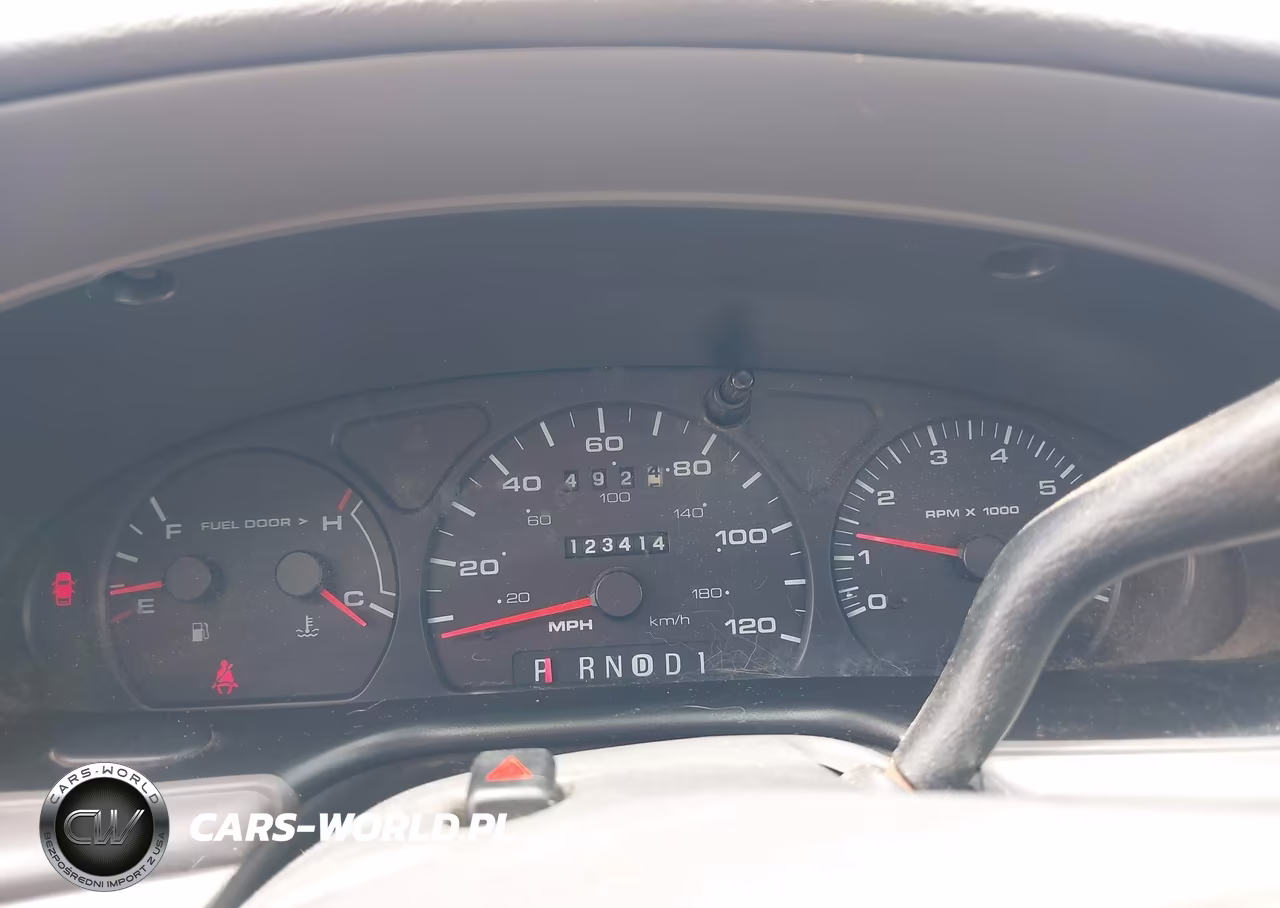 2003 Ford Taurus Lx VIN:1FAFP52253G183303 - 7