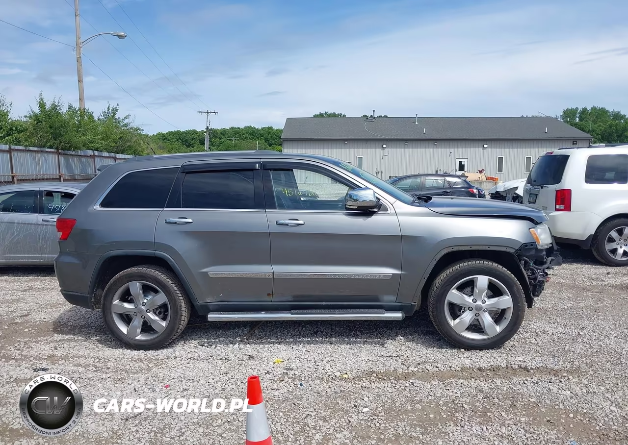 2013 Jeep Grand Cherokee Overland VIN:1C4RJFCG4DC525082 - 14
