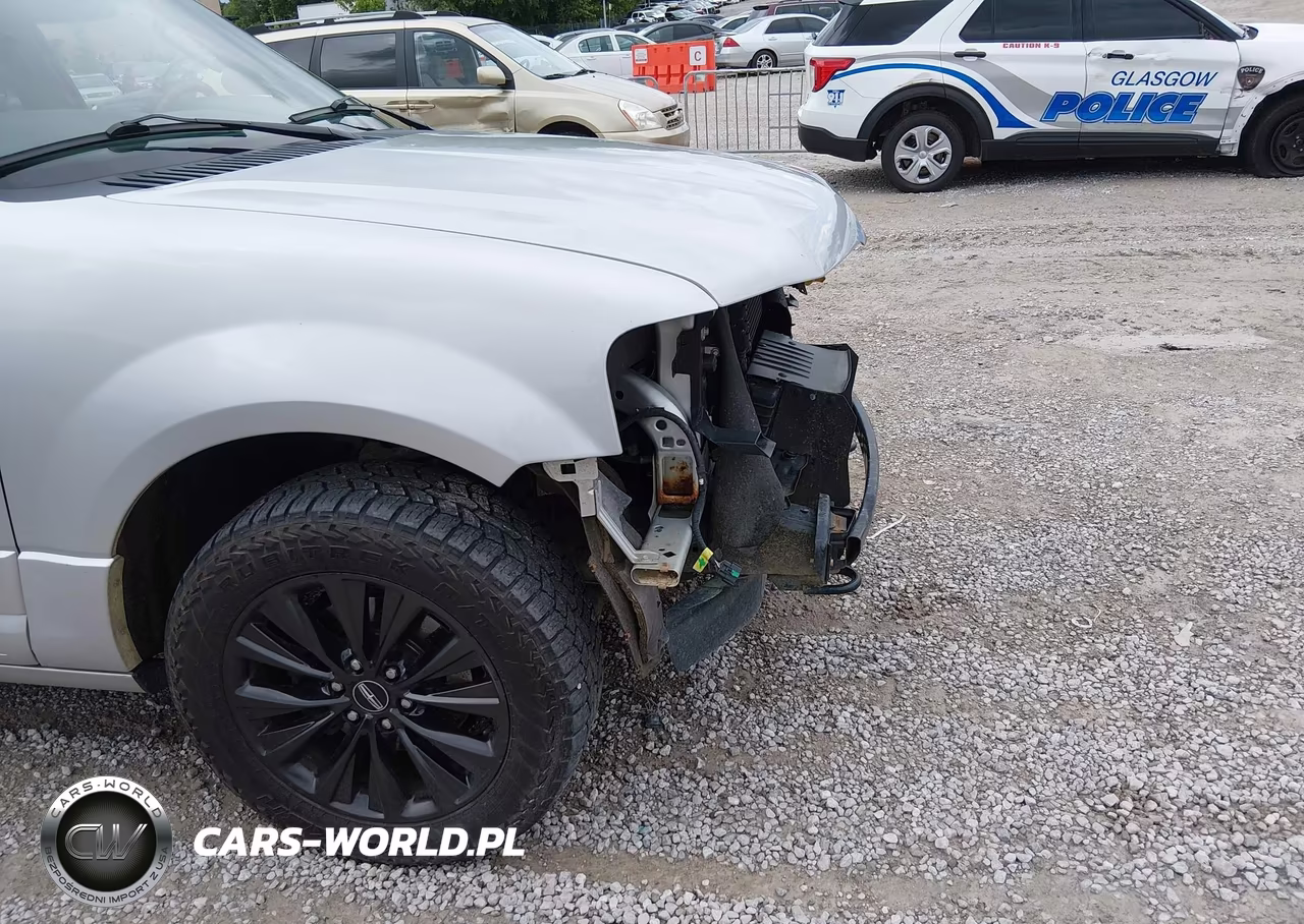 2016 Lincoln Navigator Select VIN:5LMJJ2JT3GEL00238 - 18