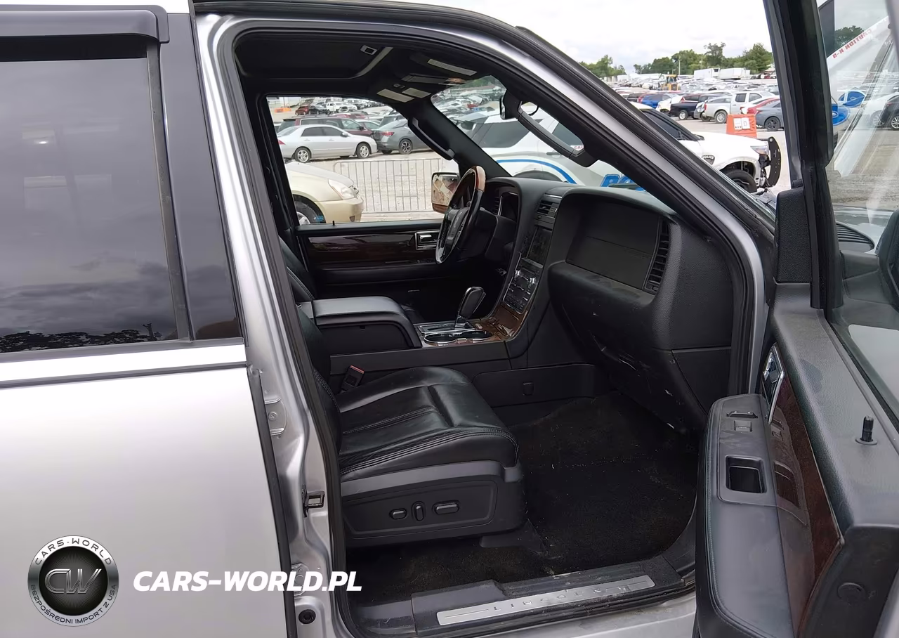 2016 Lincoln Navigator Select VIN:5LMJJ2JT3GEL00238 - 5