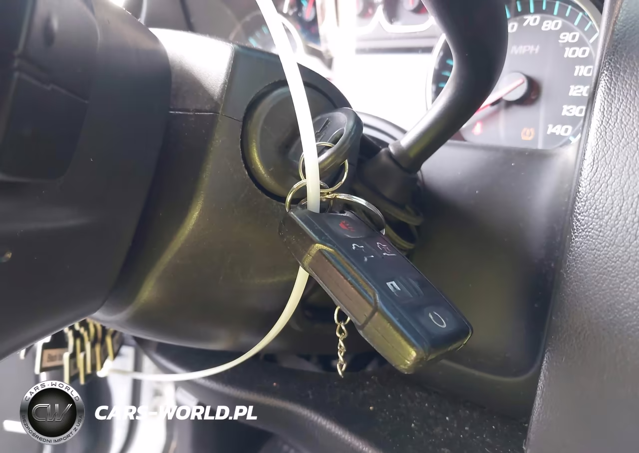2019 Chevrolet Tahoe Lt VIN:1GNSCBKC2KR113781 - 11