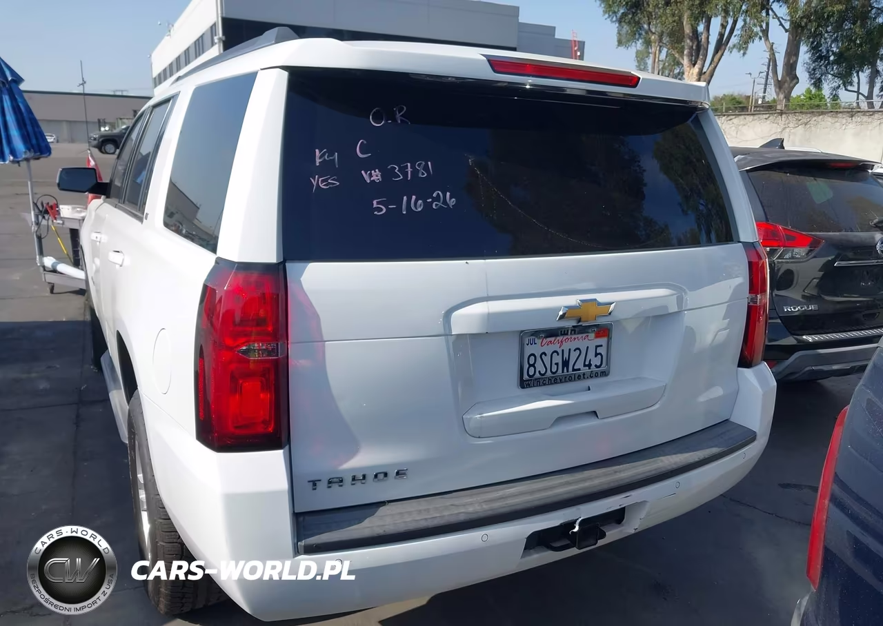2019 Chevrolet Tahoe Lt VIN:1GNSCBKC2KR113781 - 17