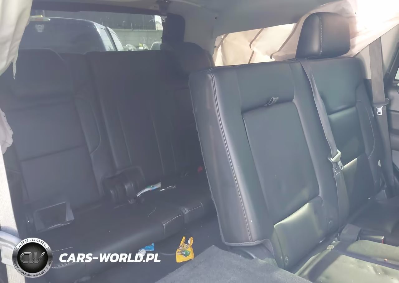 2019 Chevrolet Tahoe Lt VIN:1GNSCBKC2KR113781 - 18