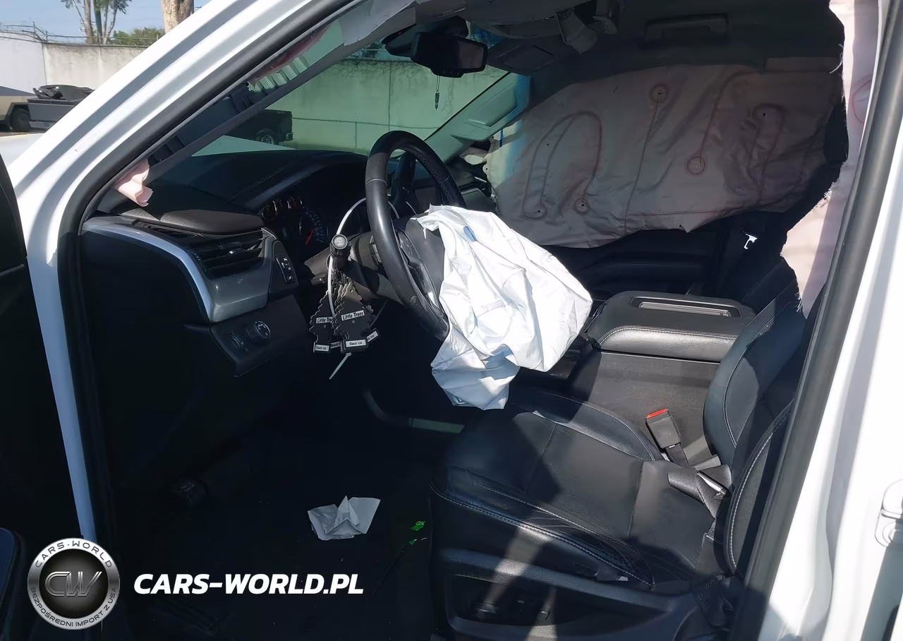 2019 Chevrolet Tahoe Lt VIN:1GNSCBKC2KR113781 - 5