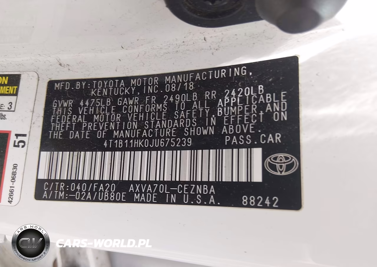 2018 Toyota Camry Le VIN:4T1B11HK0JU675239 - 9