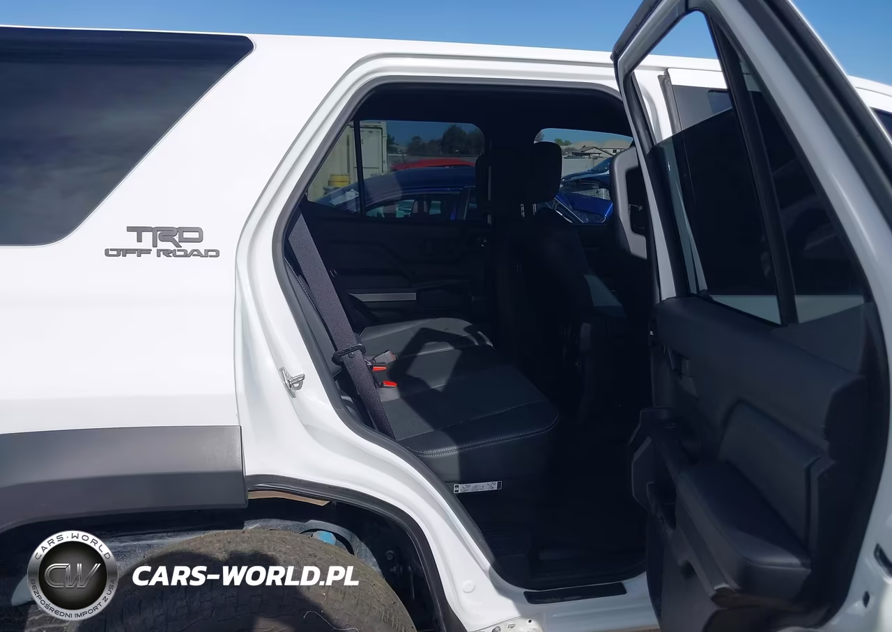 2025 Toyota 4Runner Trd Off Road Premium VIN:JTEVA5BR1S5006337 - 8