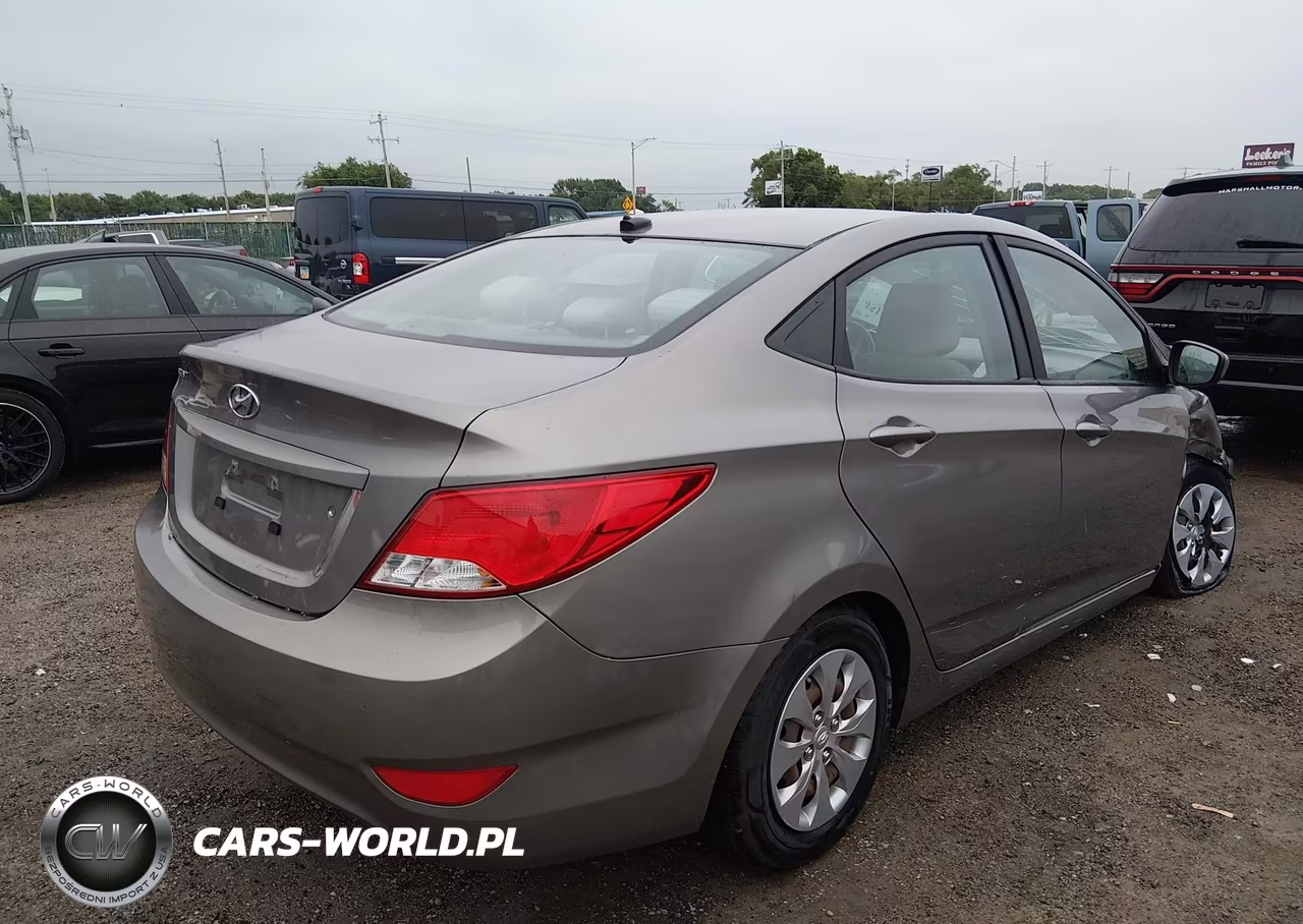 2017 Hyundai Accent Se VIN:KMHCT4AE0HU376753 - 4