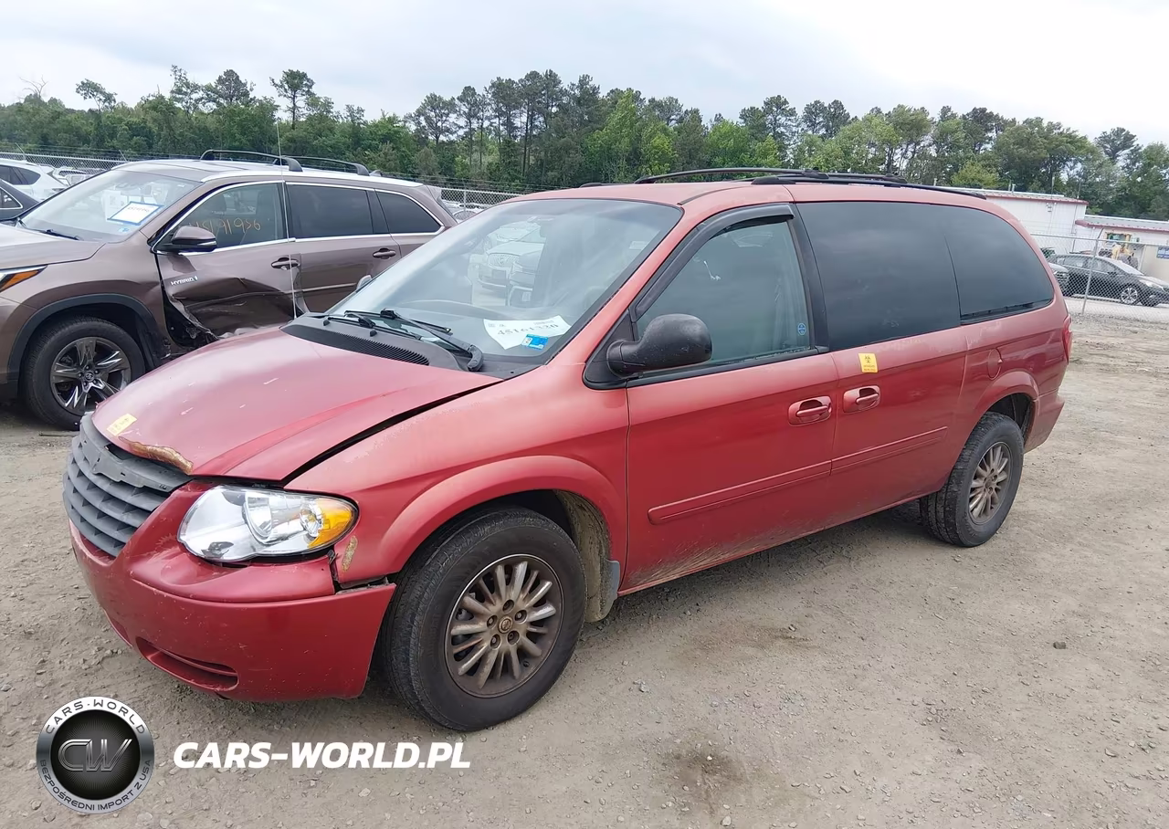 2005 Chrysler Town & Country Lx VIN:2C4GP44R15R110403 - 2