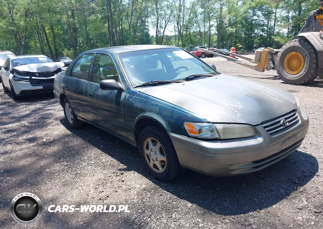 1999 Toyota Camry Ce