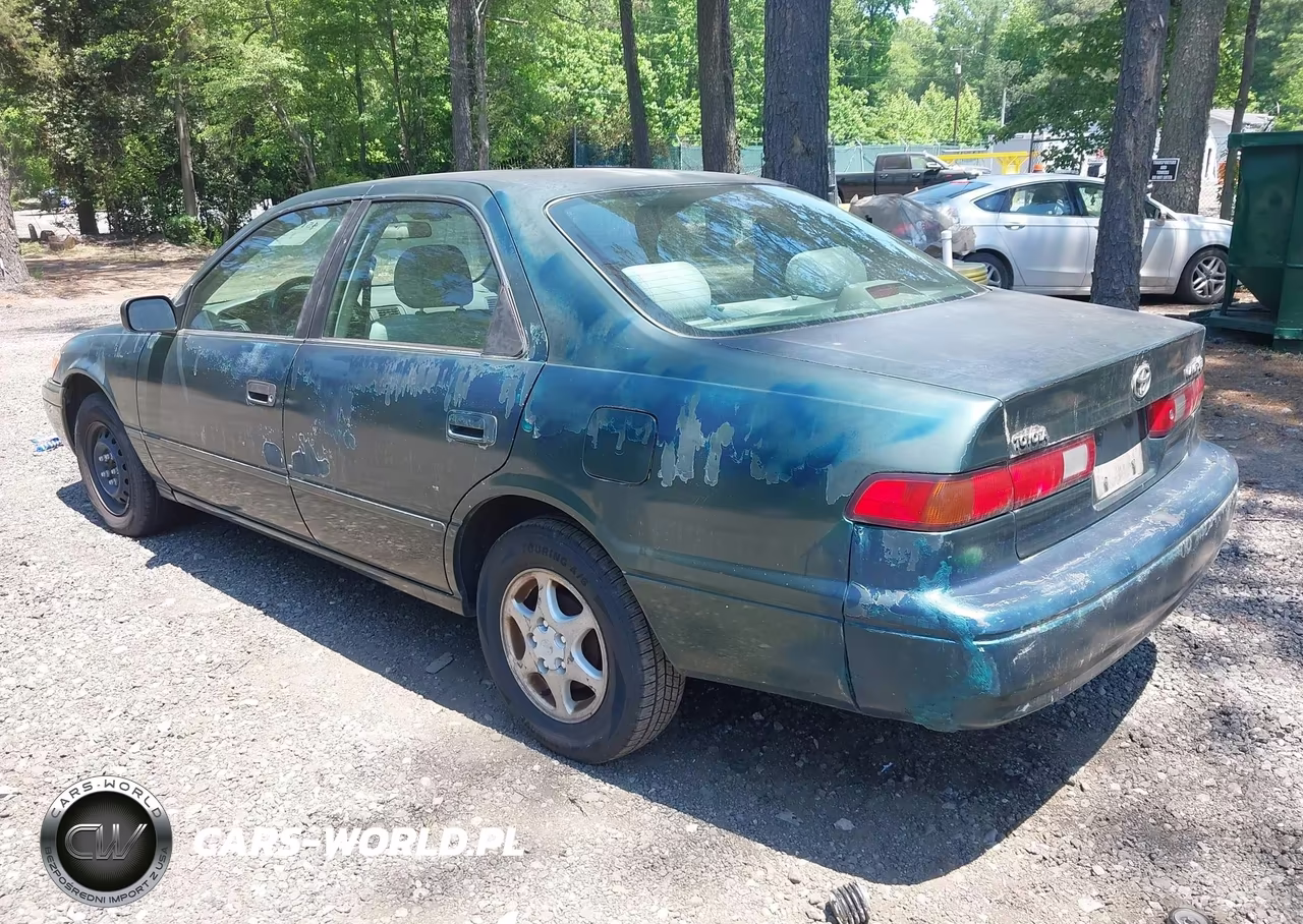 1999 Toyota Camry Ce VIN:4T1BG22K0XU456903 - 3
