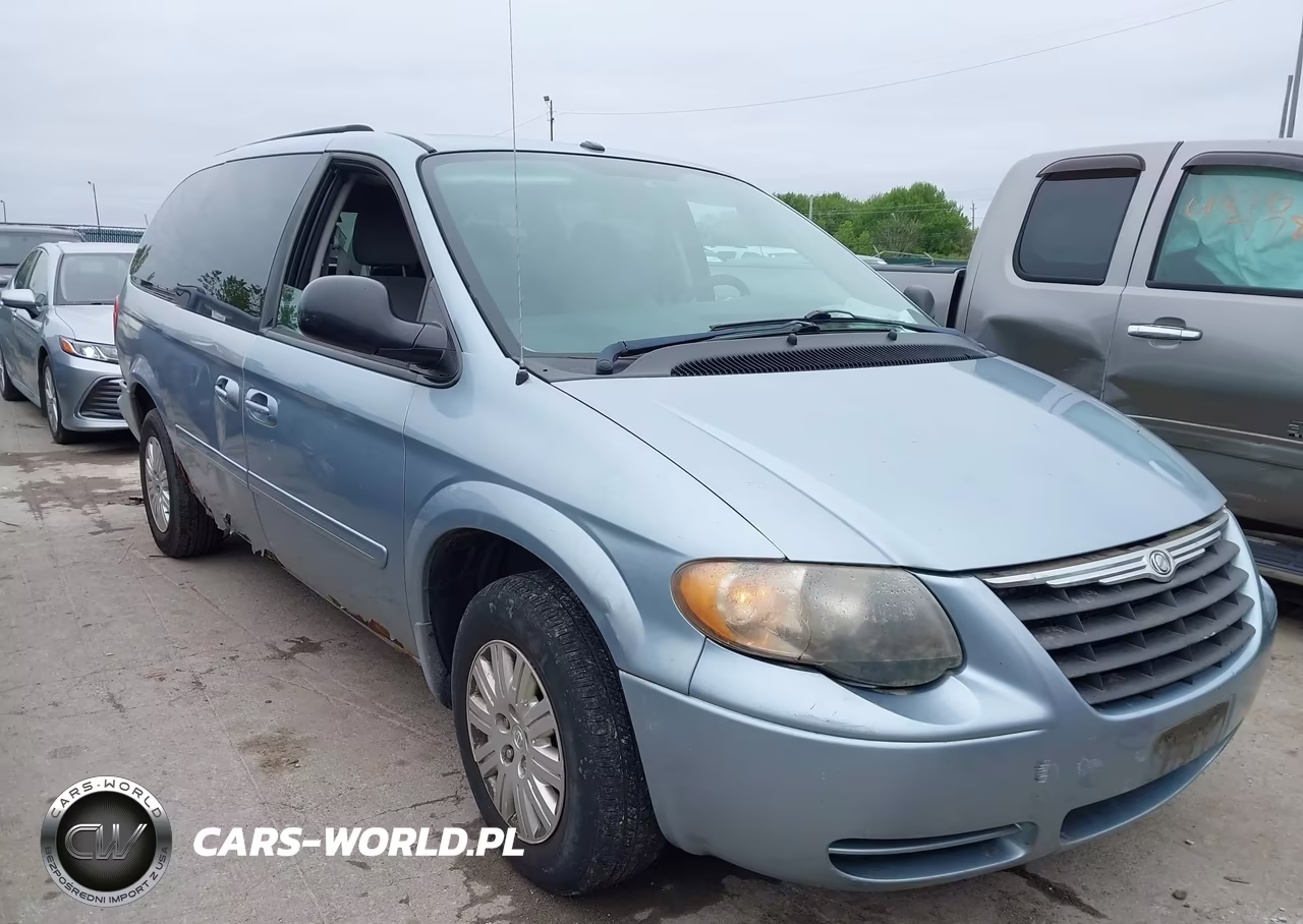 2006 Chrysler Town & Country Lx