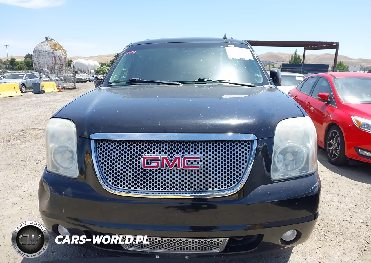 2011 GMC Yukon Denali VIN:1GKS2EEF6BR376539 - 12