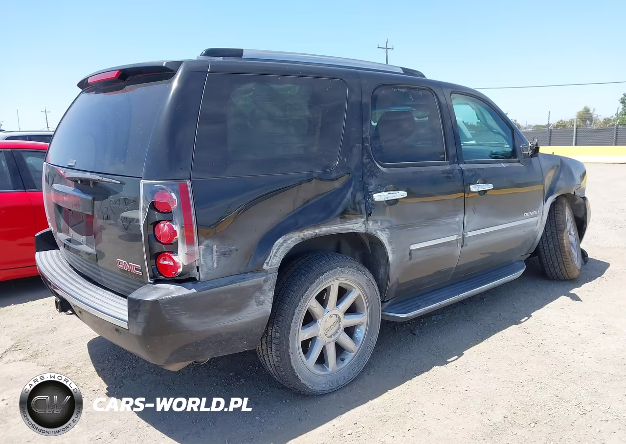 2011 GMC Yukon Denali VIN:1GKS2EEF6BR376539 - 4