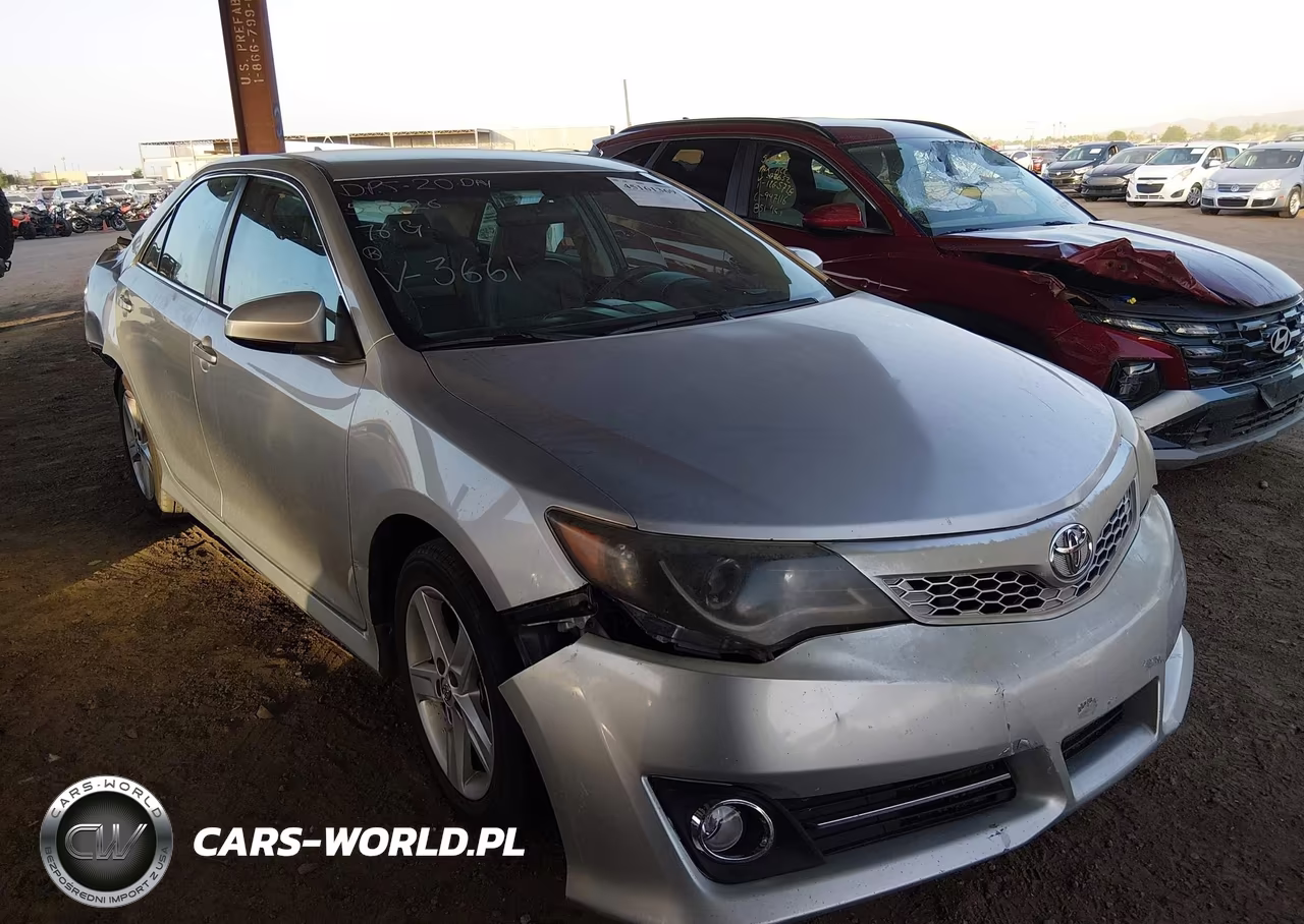 2014 Toyota Camry Se – zdjęcie 1 z 16
