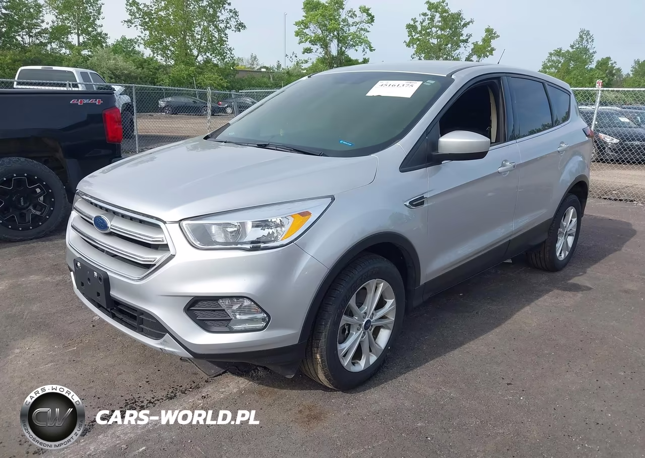 2019 Ford Escape Se VIN:1FMCU9GD0KUA31352 - 2