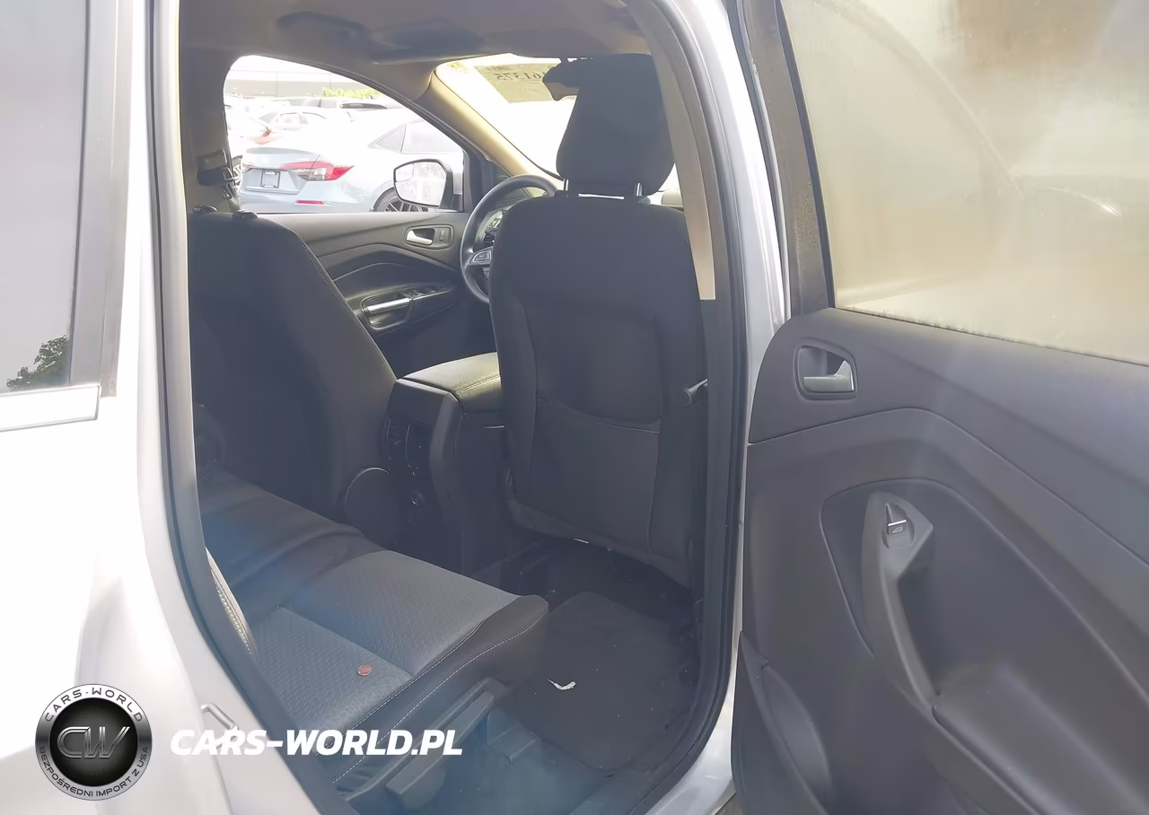 2019 Ford Escape Se VIN:1FMCU9GD0KUA31352 - 8