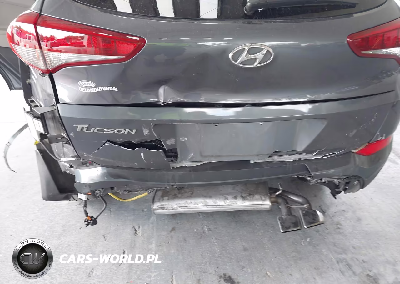 2018 Hyundai Tucson Value VIN:KM8J33A28JU632649 - 6