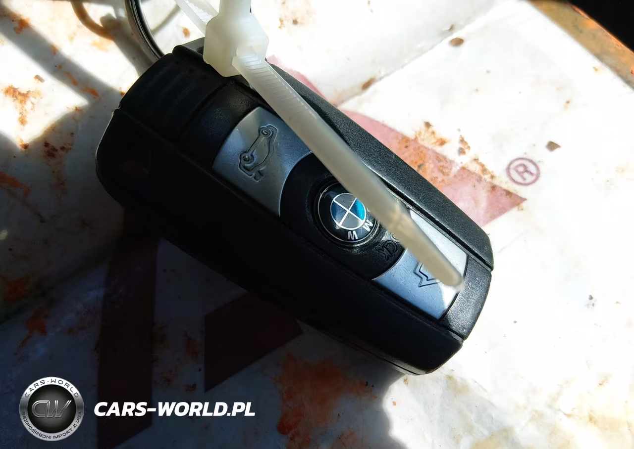 2009 BMW 328 Xi VIN:WBAPK73549A450828 - 11