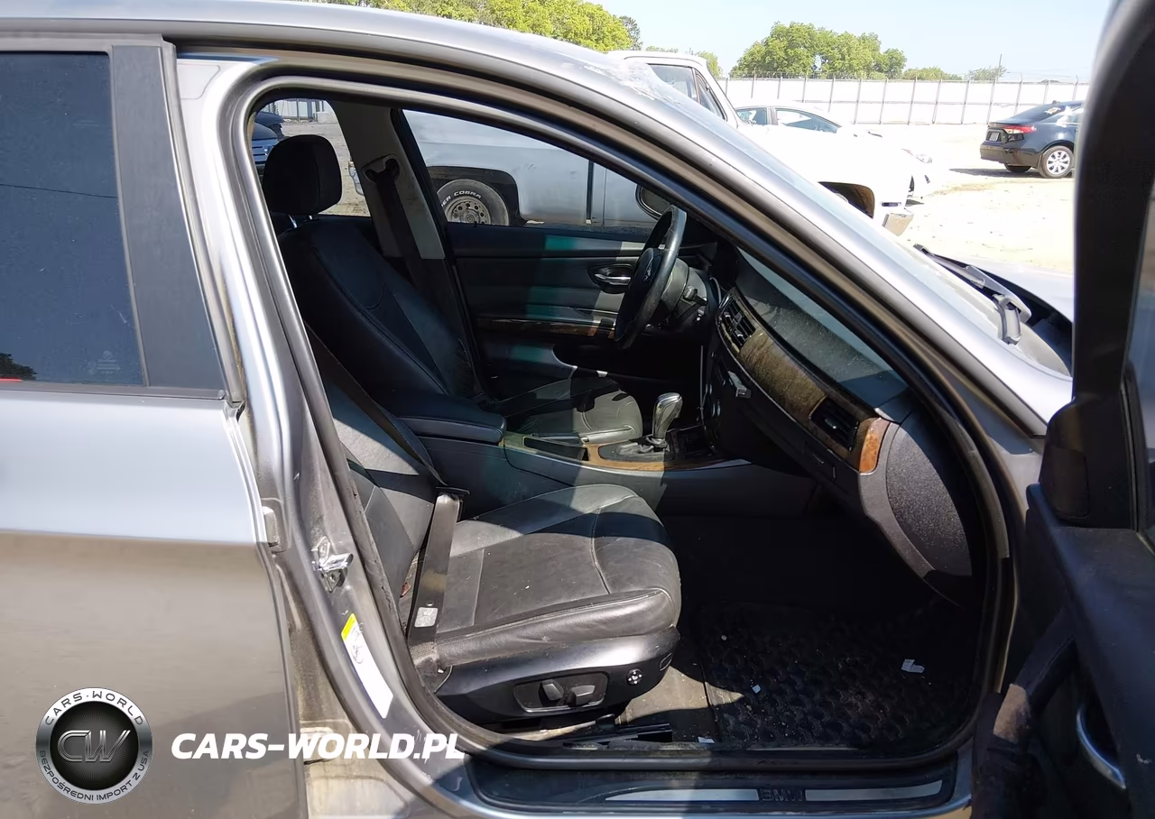 2009 BMW 328 Xi VIN:WBAPK73549A450828 - 5