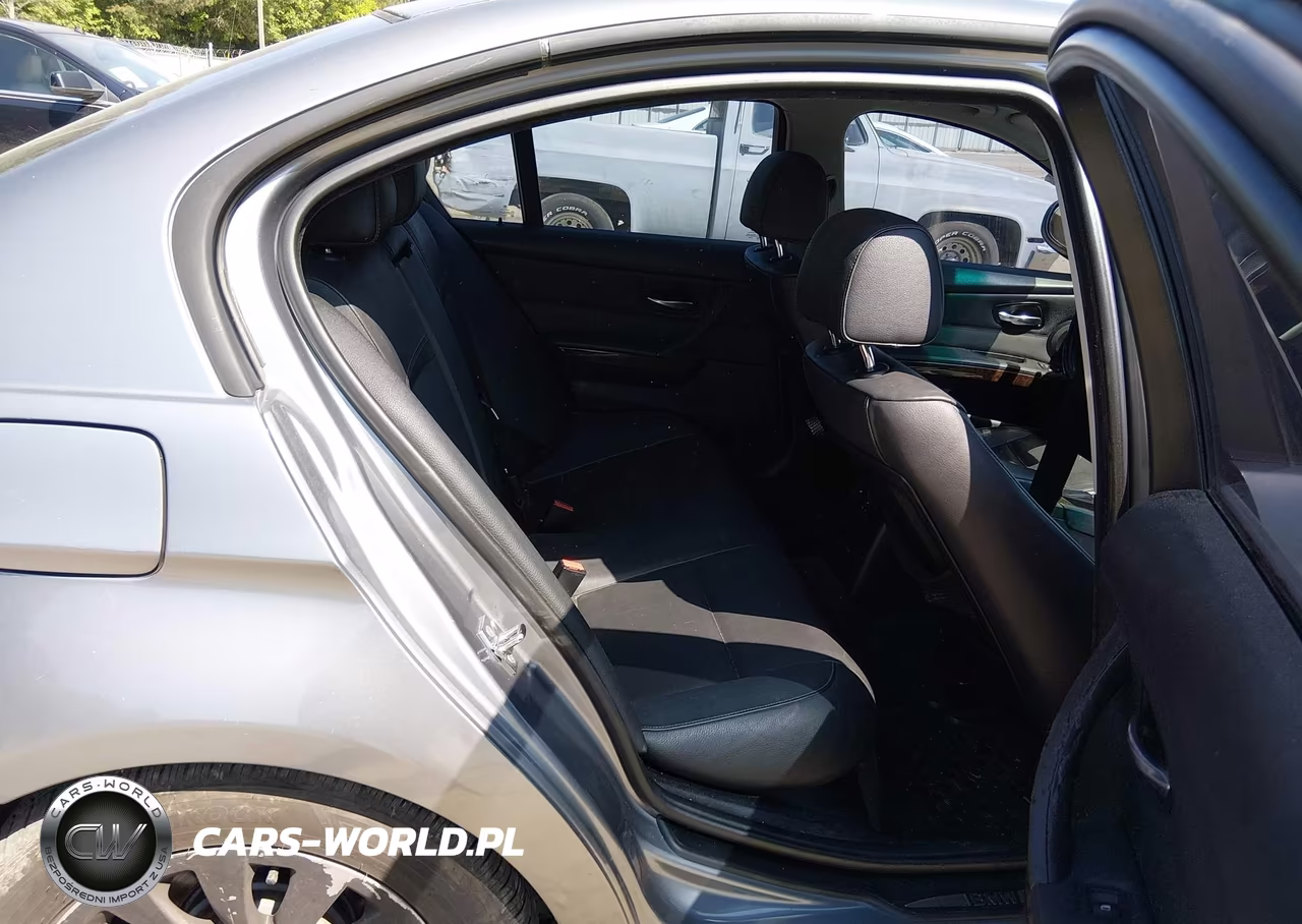 2009 BMW 328 Xi VIN:WBAPK73549A450828 - 8