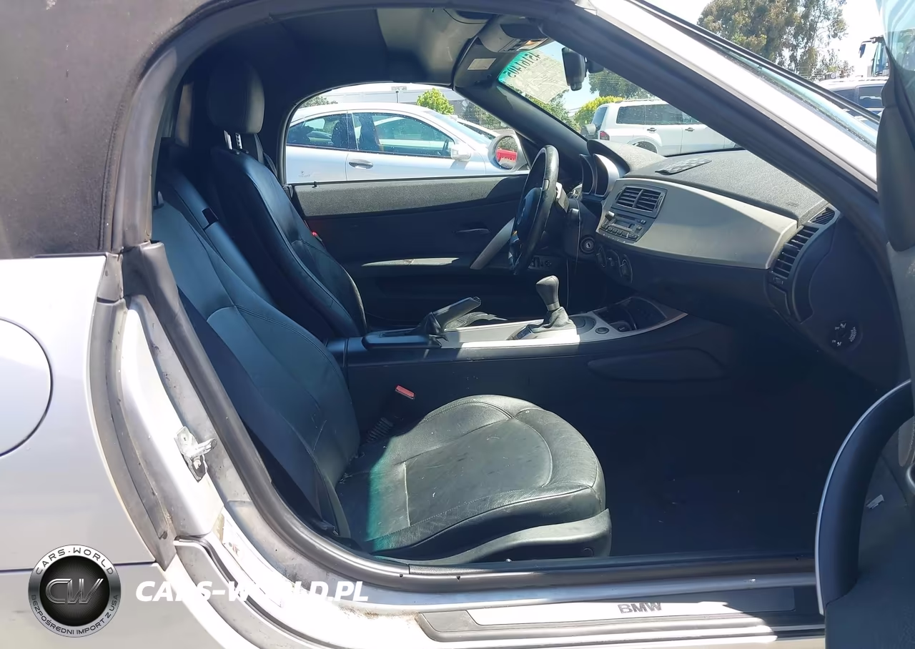 2003 BMW Z4 3.0I VIN:4USBT53413LT24115 - 5