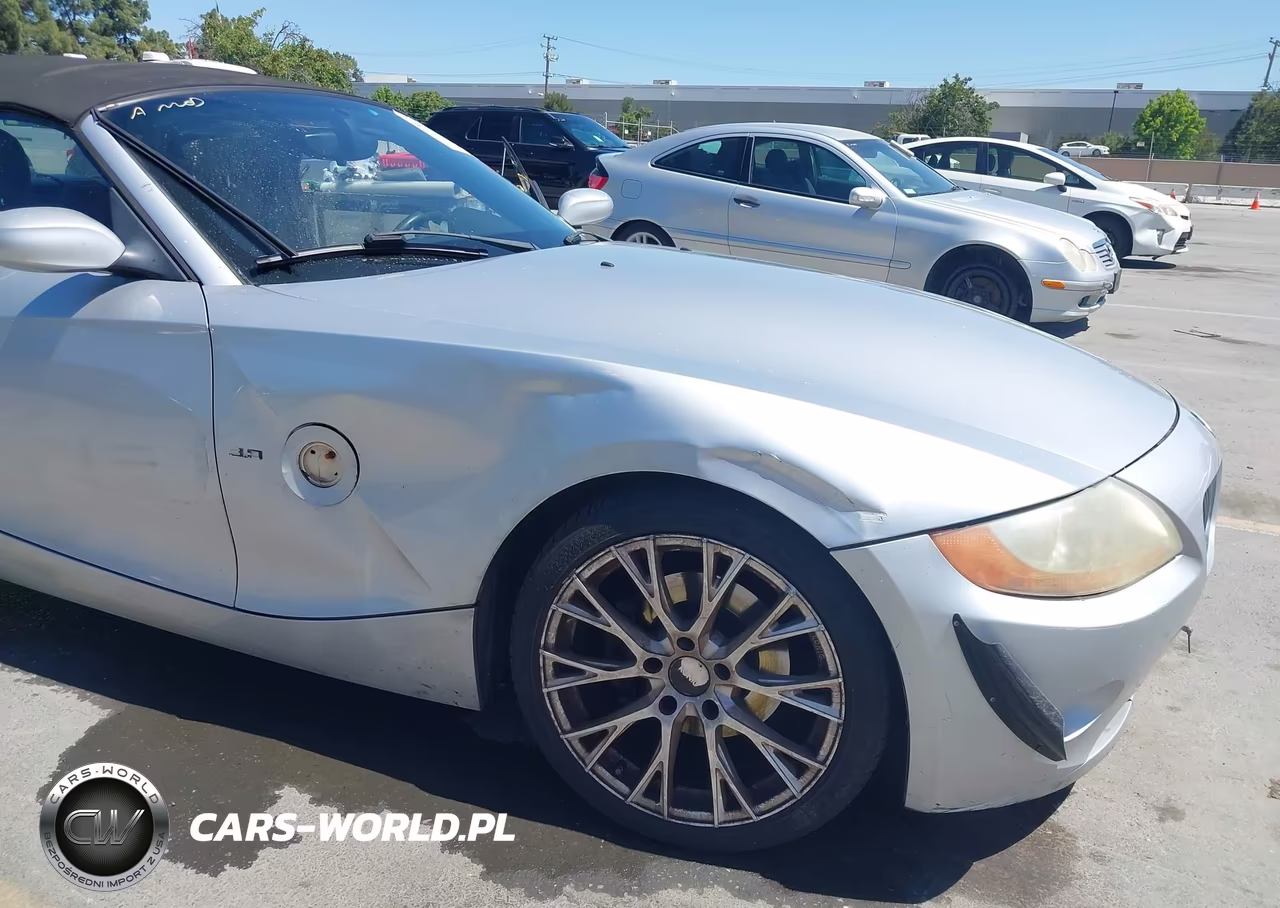 2003 BMW Z4 3.0I VIN:4USBT53413LT24115 - 6