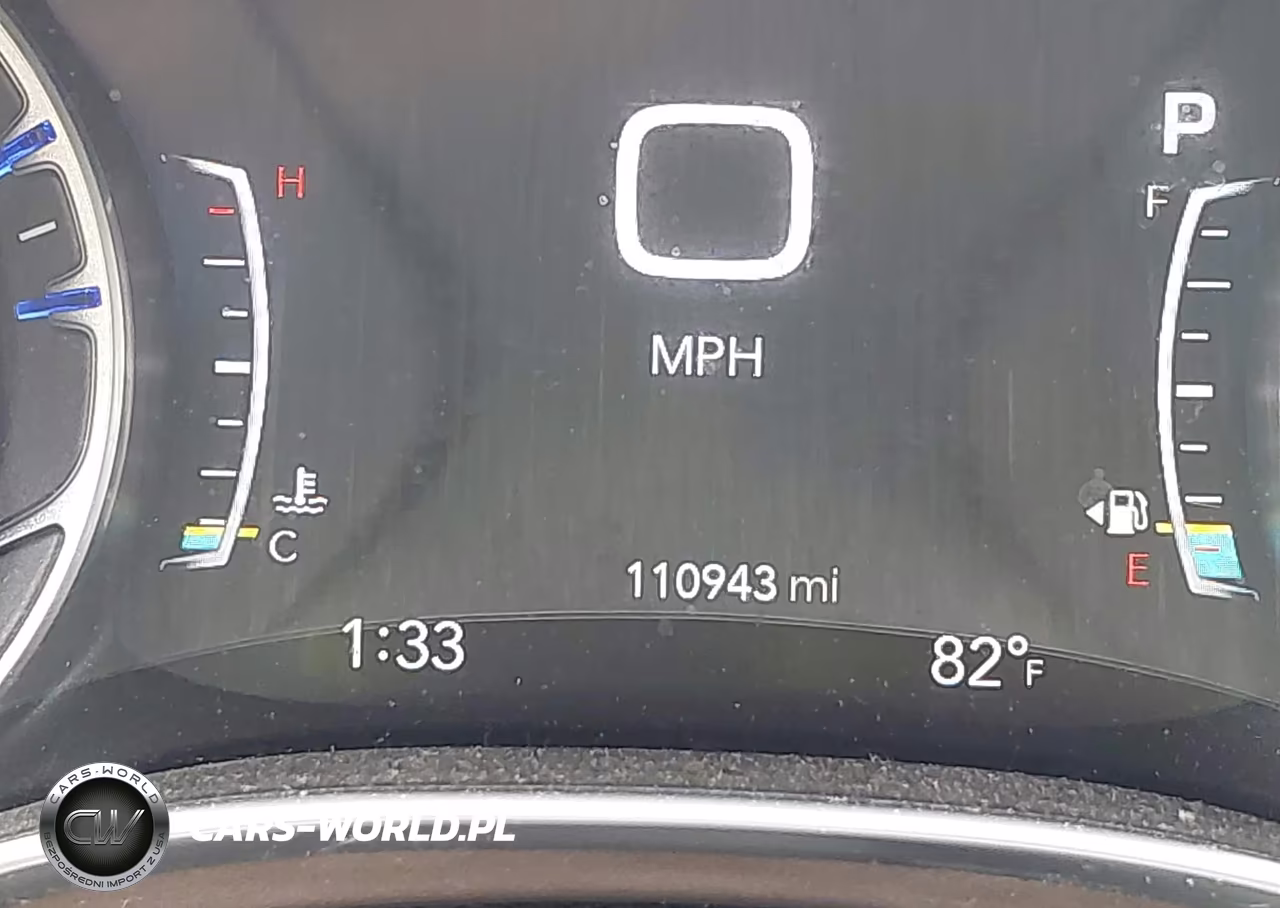 2017 Chrysler Pacifica Touring-L Plus VIN:2C4RC1EG9HR541060 - 15