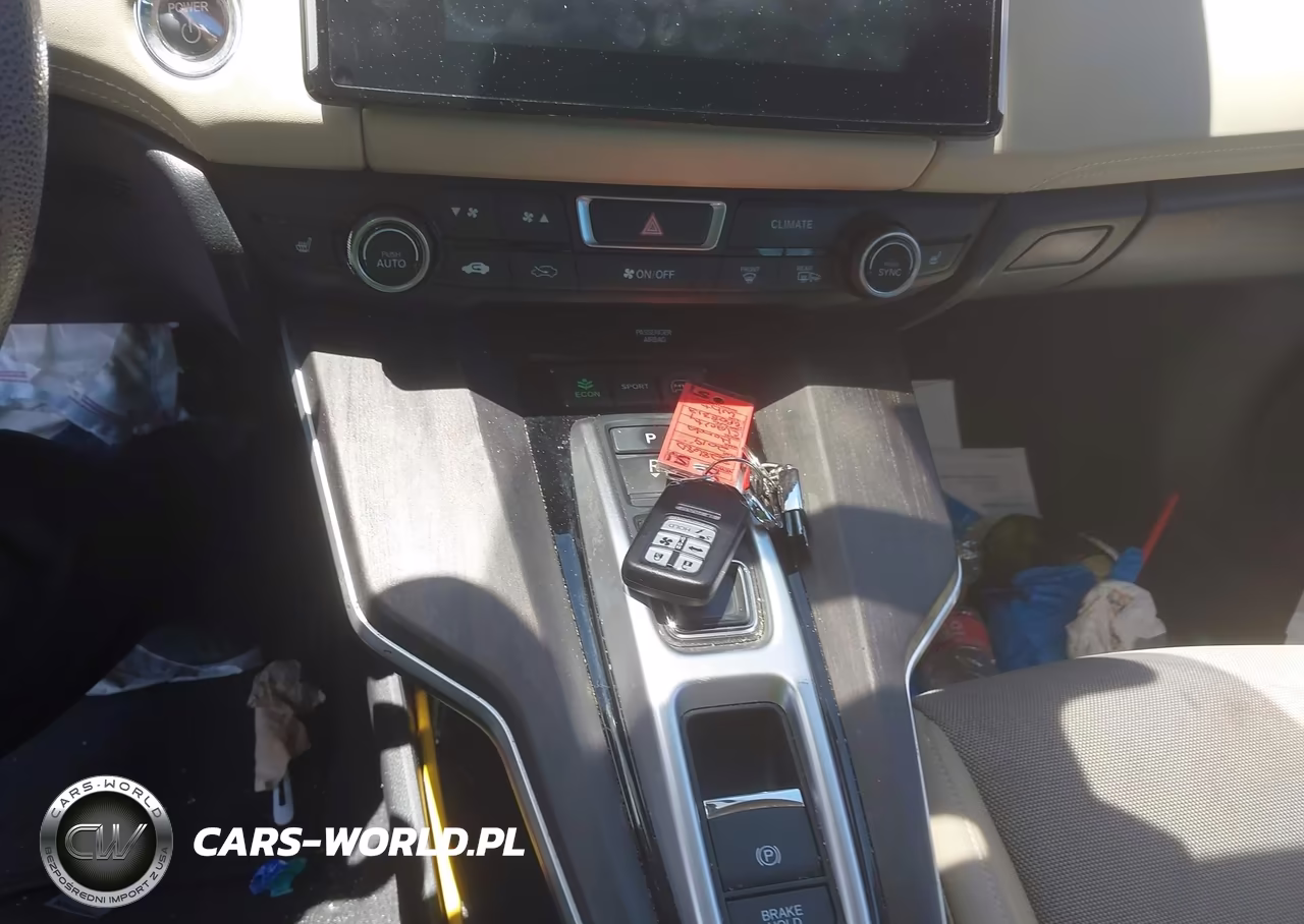 2019 Honda Clarity Plug-In Hybrid VIN:JHMZC5F18KC007113 - 11