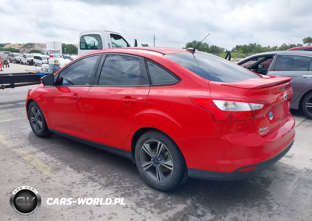 2014 Ford Focus Se VIN:1FADP3F25EL237585 - 3