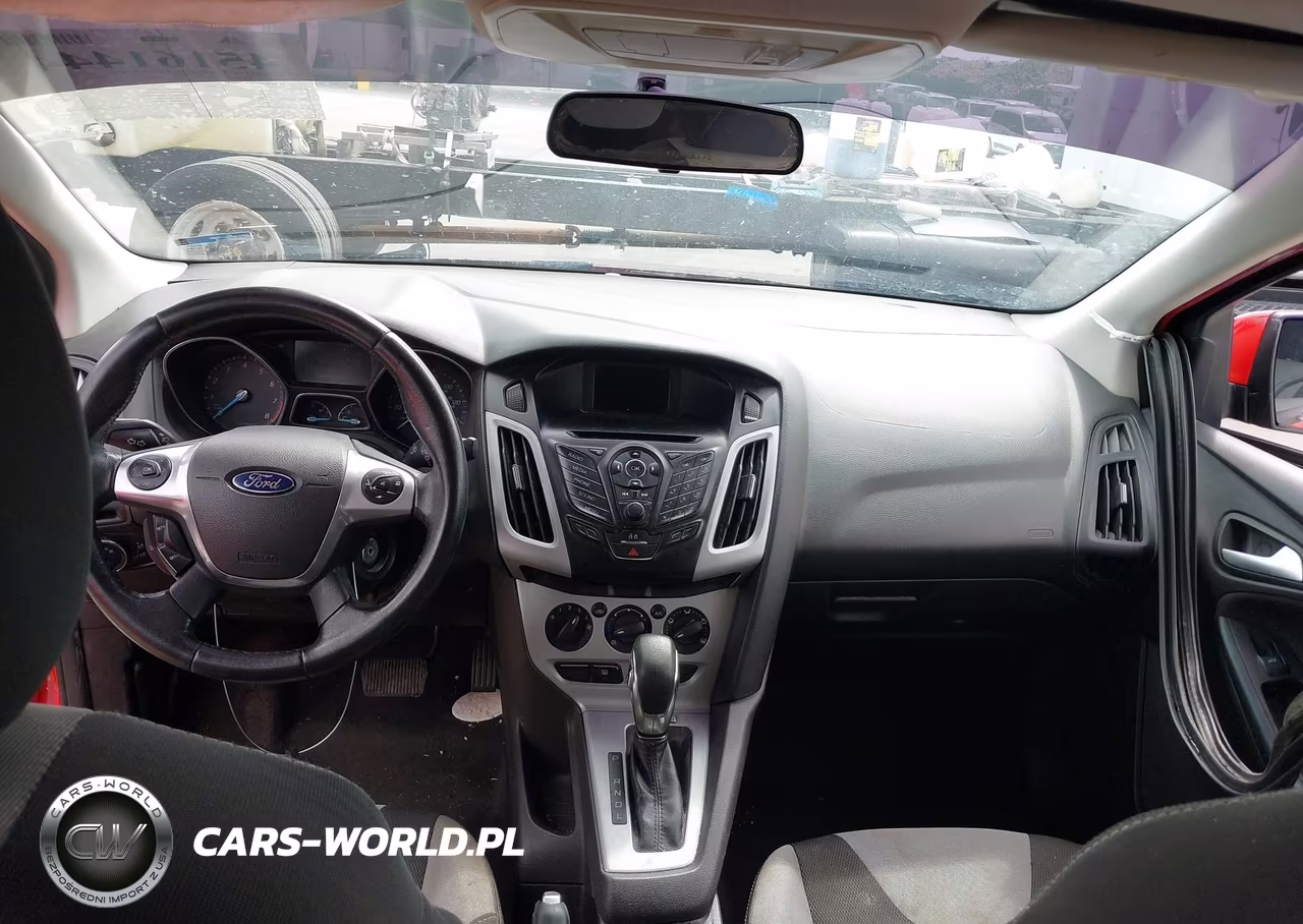 2014 Ford Focus Se VIN:1FADP3F25EL237585 - 5