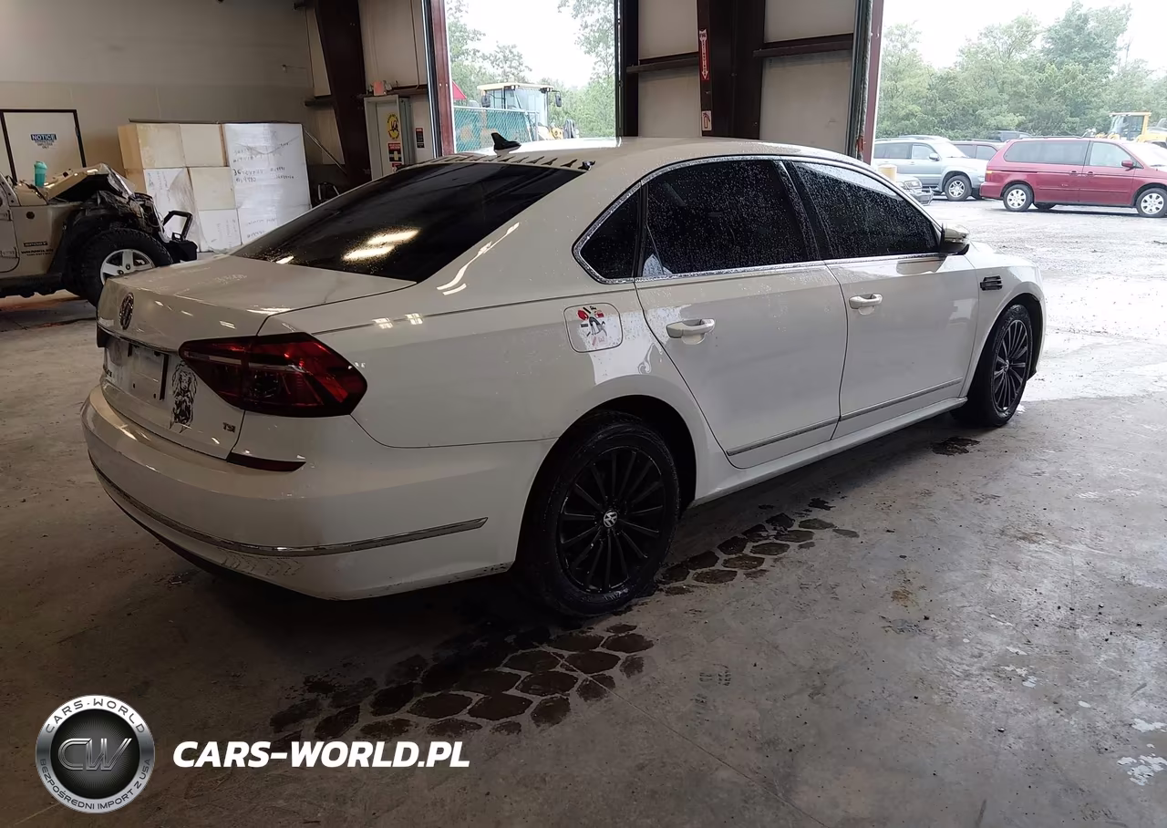 2017 Volkswagen Passat 1.8T Se VIN:1VWBT7A33HC020705 - 4