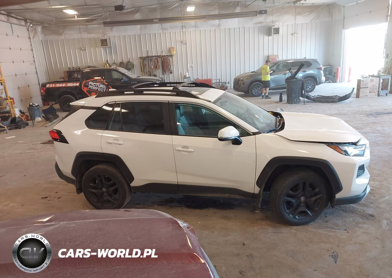 2024 Toyota Rav4 Adventure VIN:2T3J1RFV2RW458981 - 13