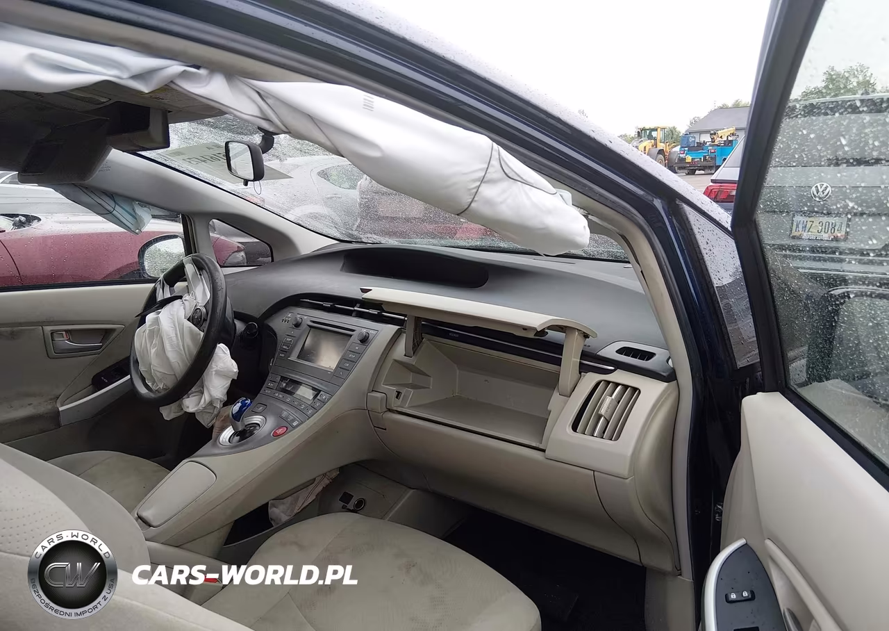 2014 Toyota Prius VIN:JTDKN3DU4E0392500 - 5