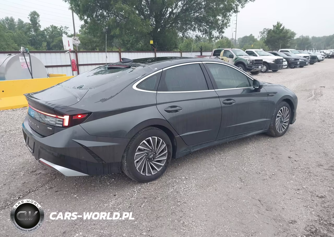 2025 Hyundai Sonata Hybrid Limited VIN:KMHL54JJ2SA130416 - 4