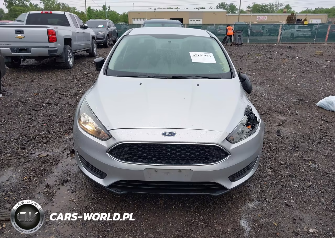 2016 Ford Focus S VIN:1FADP3E27GL378324 - 12
