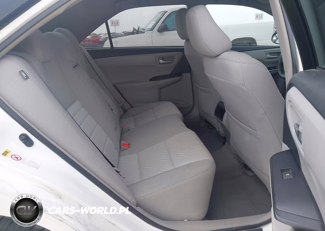 2016 Toyota Camry Le VIN:4T4BF1FK9GR584134 - 8