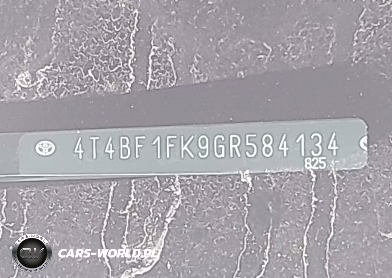 2016 Toyota Camry Le VIN:4T4BF1FK9GR584134 - 9